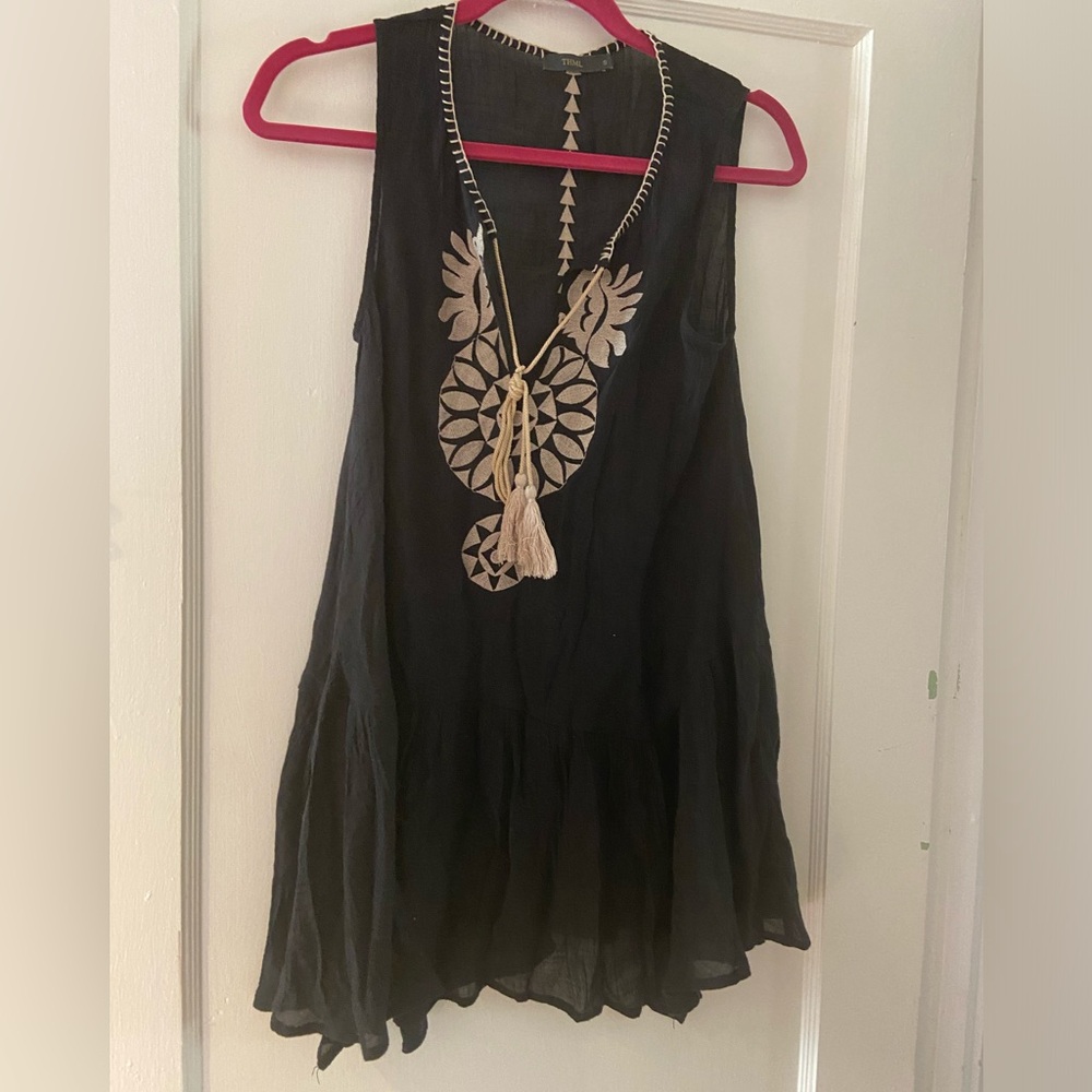 Gauzy embroidered tunic